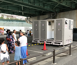 祭りの快適トイレに